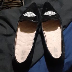 Size 10 cushion walk dress shoes from Avon